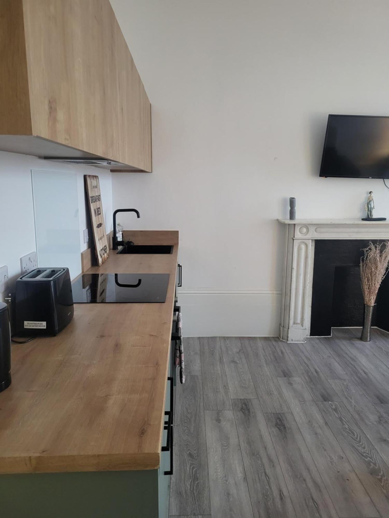 Apartment Seaside Escape